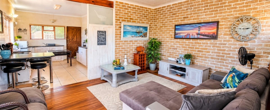 6 Bedroom Property for Sale in Franskraal Western Cape